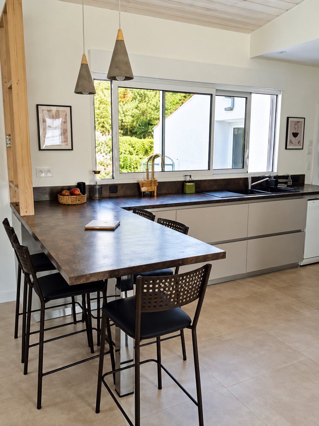 Cuisine sur mesure réalisée par Atelier des Cuisines
