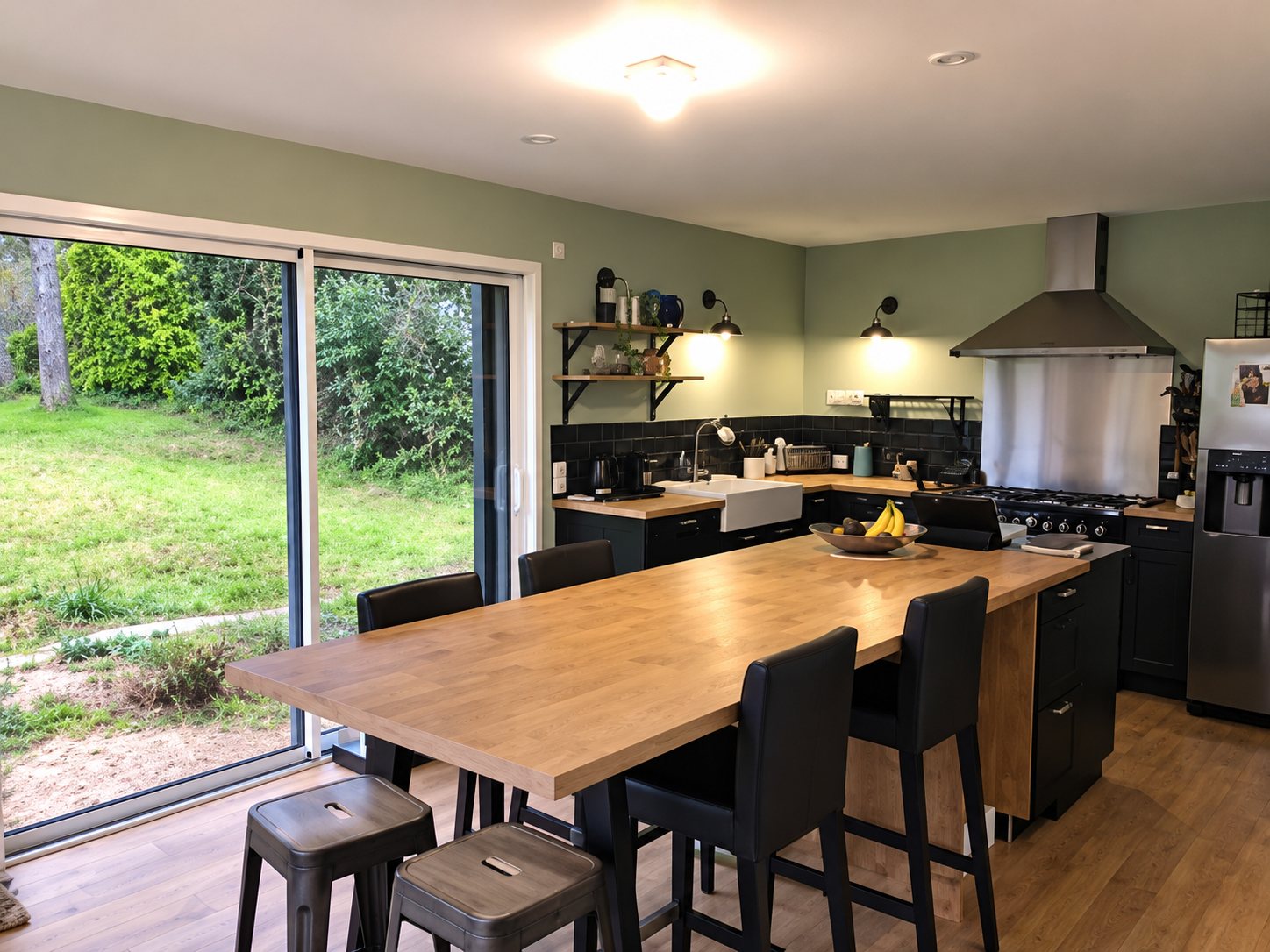 Cuisine sur mesure réalisée par Atelier des Cuisines