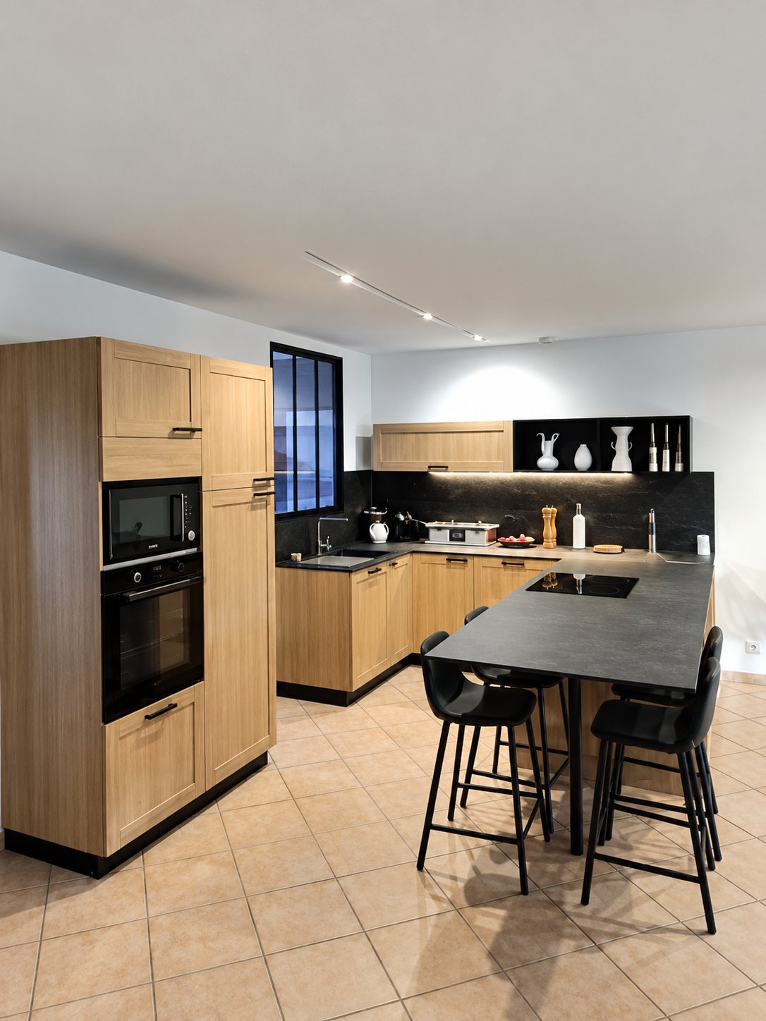 Cuisine sur mesure réalisée par Atelier des Cuisines